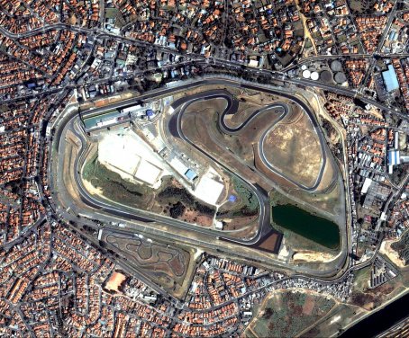 Circuito de Interlagos visto pelo Google Earth